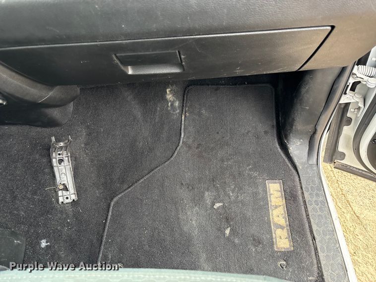 image for item FK1033 2018 RAM 2500 Crew Cab pickup truck