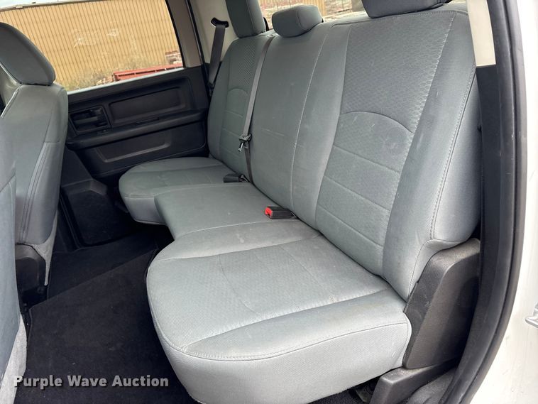 image for item FK1033 2018 RAM 2500 Crew Cab pickup truck