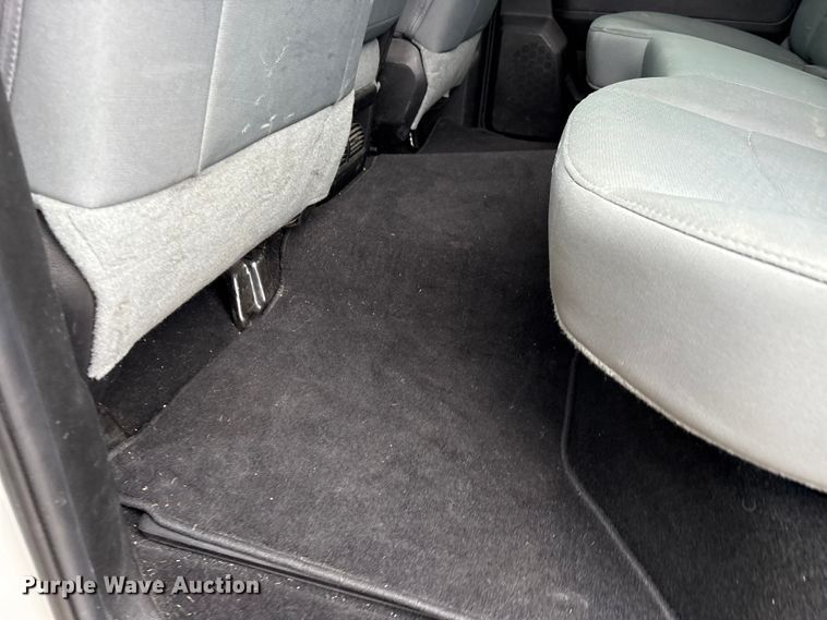 image for item FK1033 2018 RAM 2500 Crew Cab pickup truck