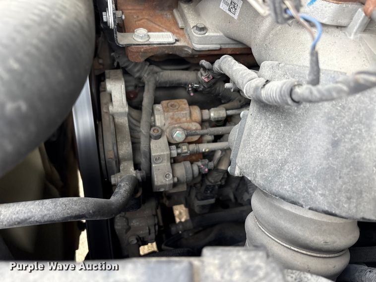 image for item FK1033 2018 RAM 2500 Crew Cab pickup truck