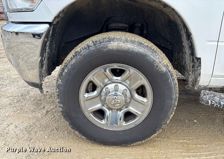 image for item FK1033 2018 RAM 2500 Crew Cab pickup truck