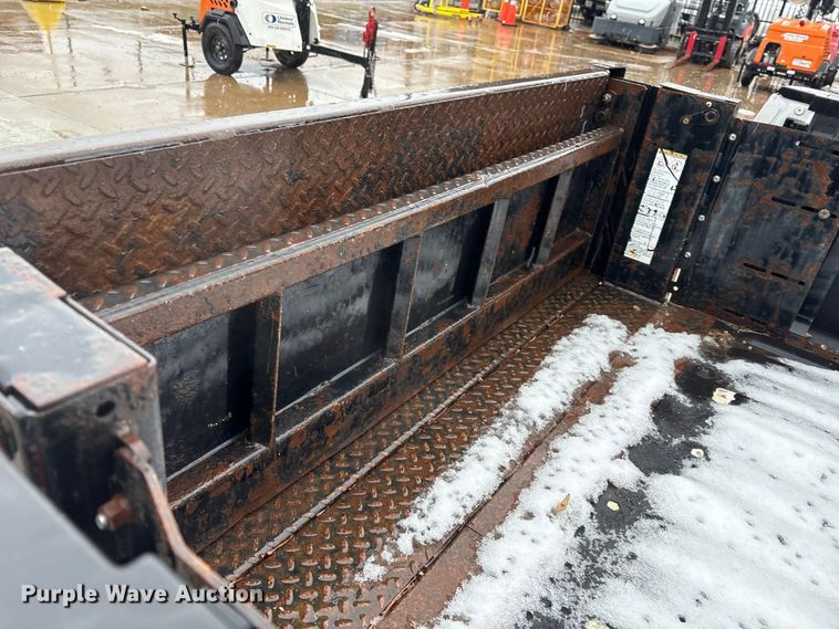 image for item FK1038 2017 Ford F250 Super Duty XL pickup truck