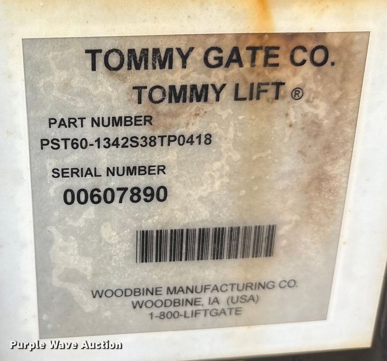 image for item FK1038 2017 Ford F250 Super Duty XL pickup truck