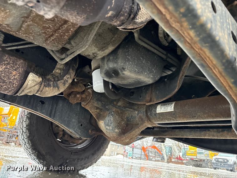 image for item FK1038 2017 Ford F250 Super Duty XL pickup truck