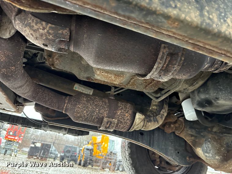 image for item FK1038 2017 Ford F250 Super Duty XL pickup truck