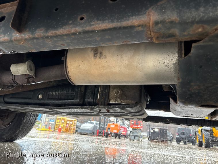 image for item FK1038 2017 Ford F250 Super Duty XL pickup truck