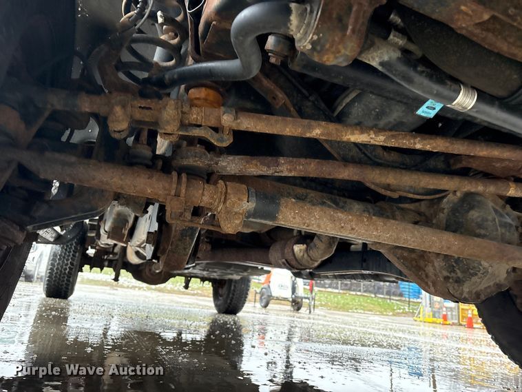 image for item FK1038 2017 Ford F250 Super Duty XL pickup truck