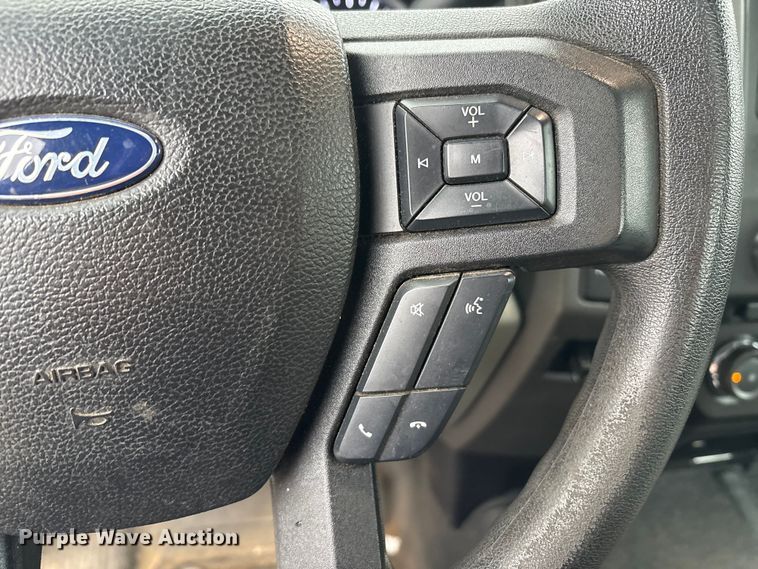 image for item FK1038 2017 Ford F250 Super Duty XL pickup truck