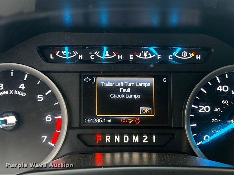 image for item FK1038 2017 Ford F250 Super Duty XL pickup truck