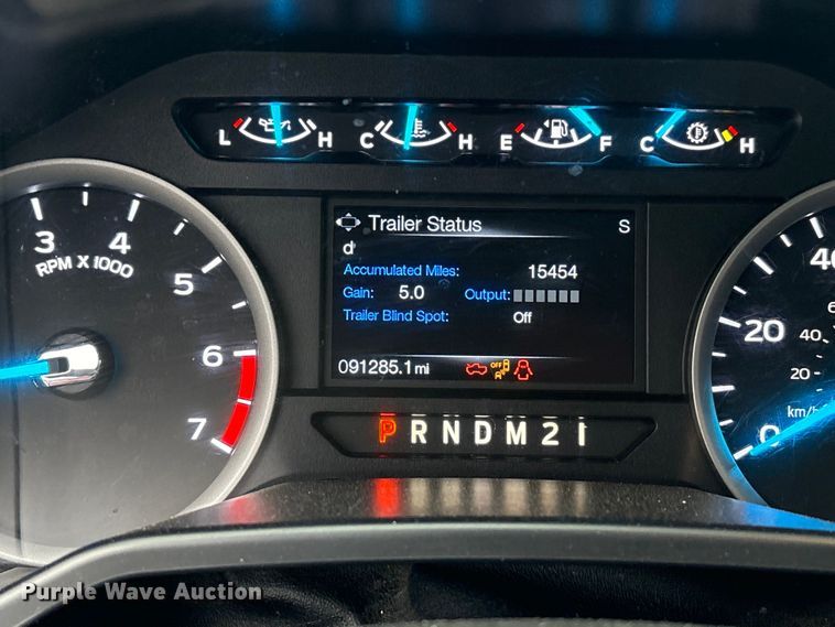 image for item FK1038 2017 Ford F250 Super Duty XL pickup truck