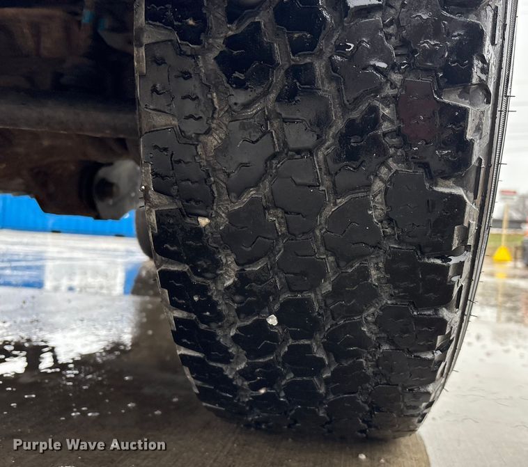 image for item FK1038 2017 Ford F250 Super Duty XL pickup truck