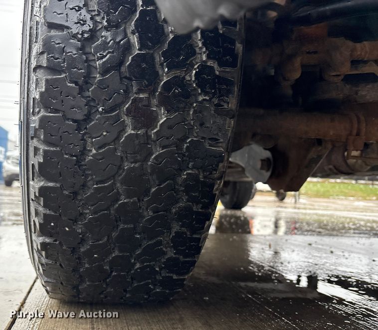 image for item FK1038 2017 Ford F250 Super Duty XL pickup truck