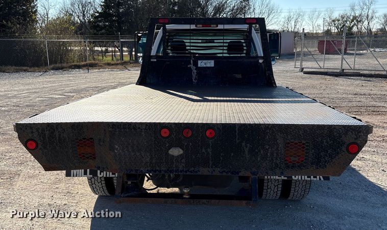 image for item FK2503 2006 Chevrolet Silverado 3500 flatbed pickup truck