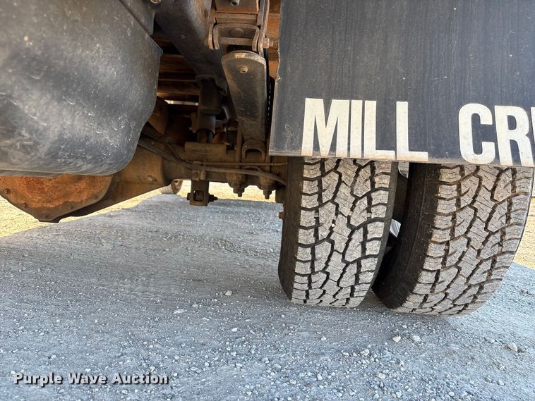 image for item FK2503 2006 Chevrolet Silverado 3500 flatbed pickup truck