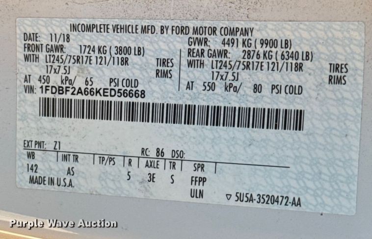 image for item GH9358 2019 Ford F250 Super Duty utility bed pickup truck