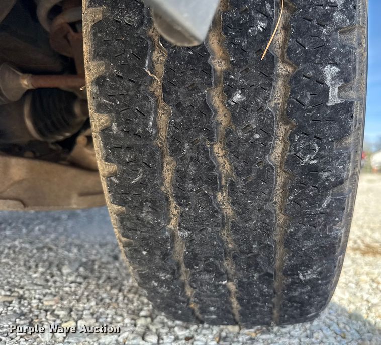 image for item HI9365 2004 Ford Expedition SUV