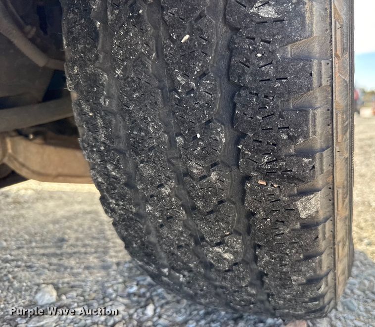 image for item HI9365 2004 Ford Expedition SUV