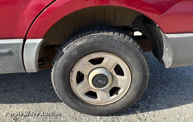 image for item HI9365 2004 Ford Expedition SUV