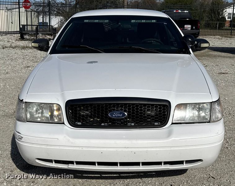 image for item HI9366 2011 Ford Crown Victoria Police Interceptor 