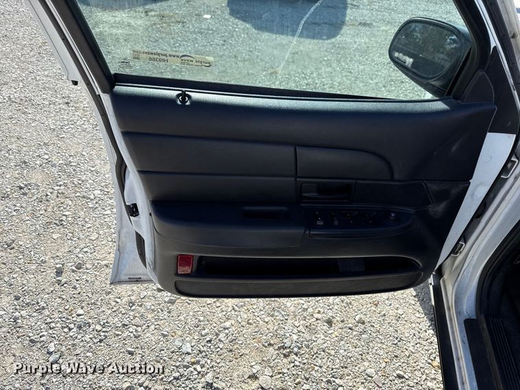 image for item HI9366 2011 Ford Crown Victoria Police Interceptor 