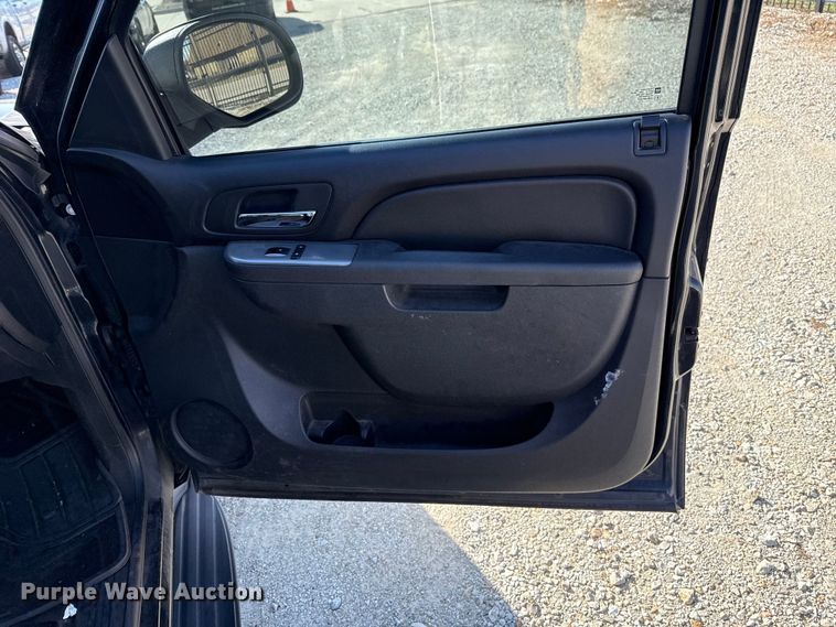 image for item HI9367 2012 Chevrolet Tahoe Police SUV