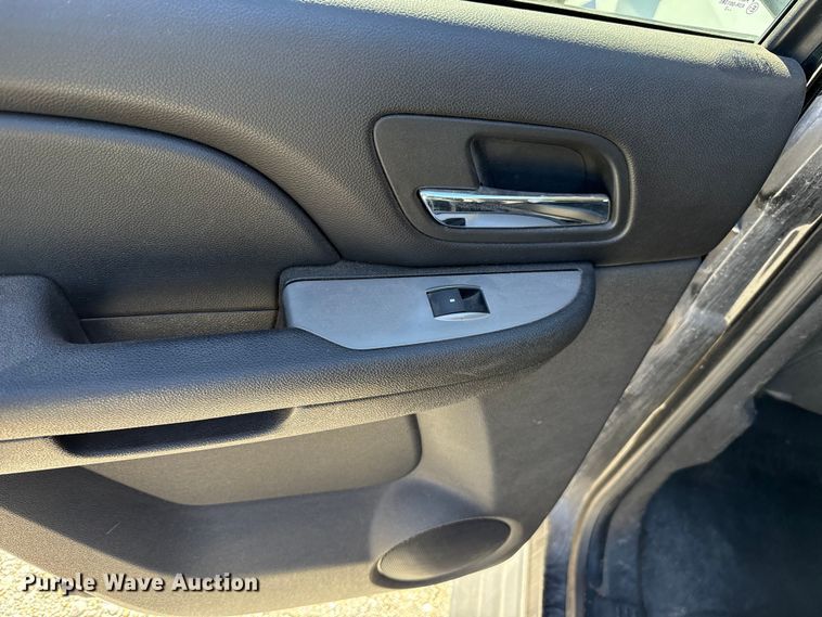 image for item HI9367 2012 Chevrolet Tahoe Police SUV