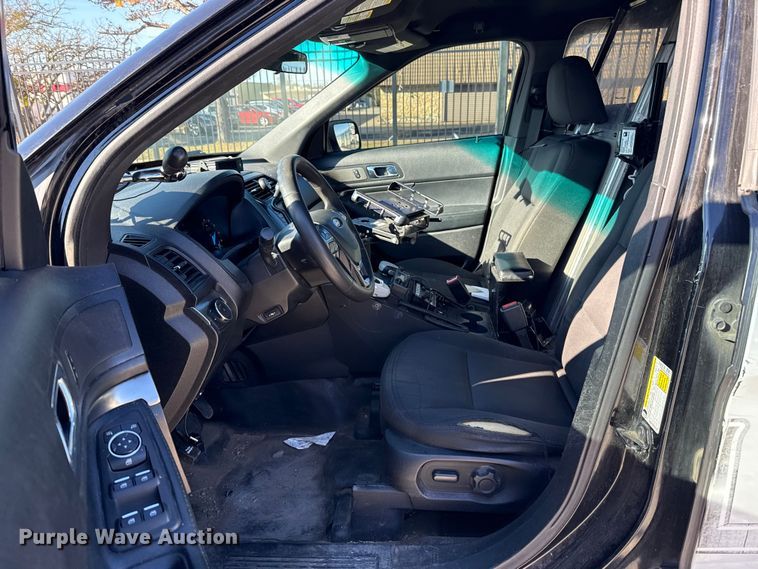 image for item HI9372 2016 Ford Explorer Police Interceptor SUV