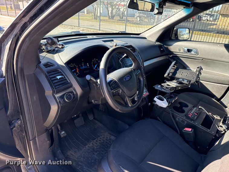 image for item HI9373 2016 Ford Explorer Police Interceptor SUV
