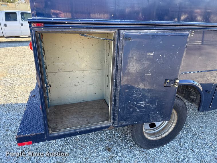 image for item HI9374 2008 Ford F350 Super Duty Crew Cab utility bed pickup truck