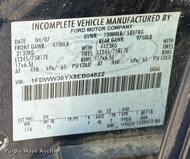 image for item HI9374 2008 Ford F350 Super Duty Crew Cab utility bed pickup truck