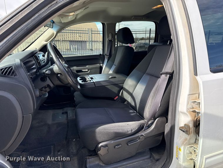 image for item HI9375 2012 Chevrolet Silverado 1500 Crew Cab pickup truck