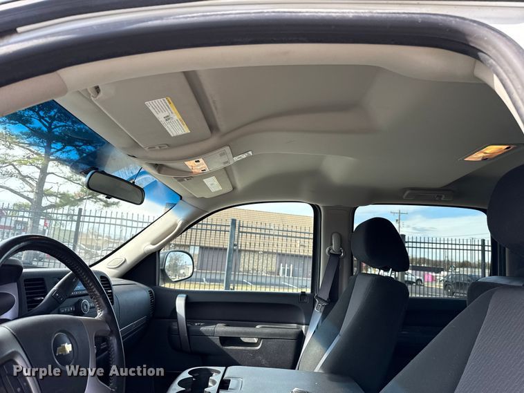 image for item HI9375 2012 Chevrolet Silverado 1500 Crew Cab pickup truck