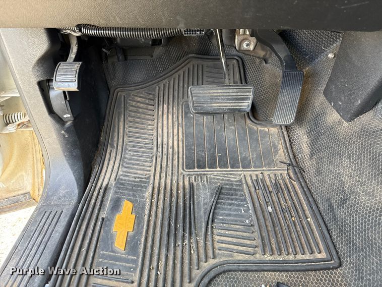 image for item HI9375 2012 Chevrolet Silverado 1500 Crew Cab pickup truck