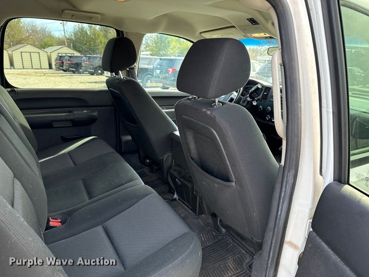 image for item HI9375 2012 Chevrolet Silverado 1500 Crew Cab pickup truck