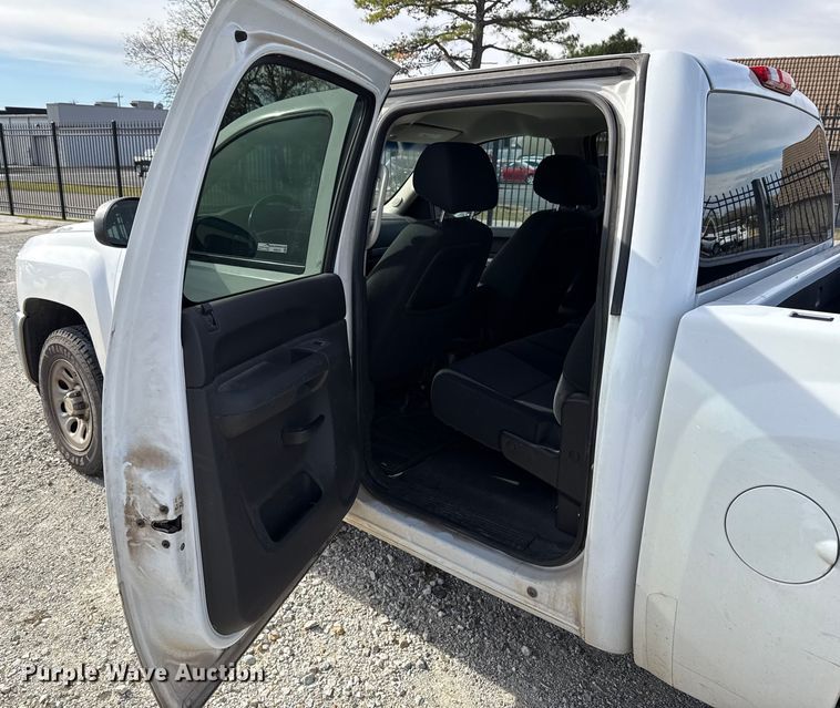 image for item HI9375 2012 Chevrolet Silverado 1500 Crew Cab pickup truck