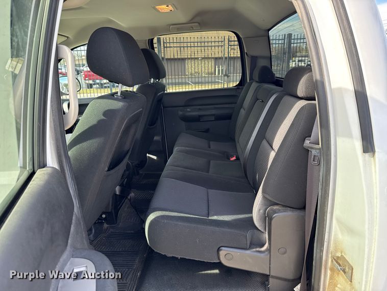 image for item HI9375 2012 Chevrolet Silverado 1500 Crew Cab pickup truck