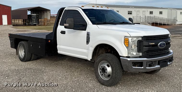 image for item HI9377 2017 Ford F350 Super Duty XL flatbed pickup truck