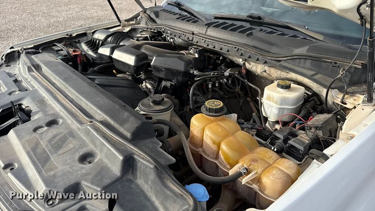 image for item HI9377 2017 Ford F350 Super Duty XL flatbed pickup truck