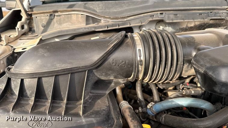 image for item HI9377 2017 Ford F350 Super Duty XL flatbed pickup truck