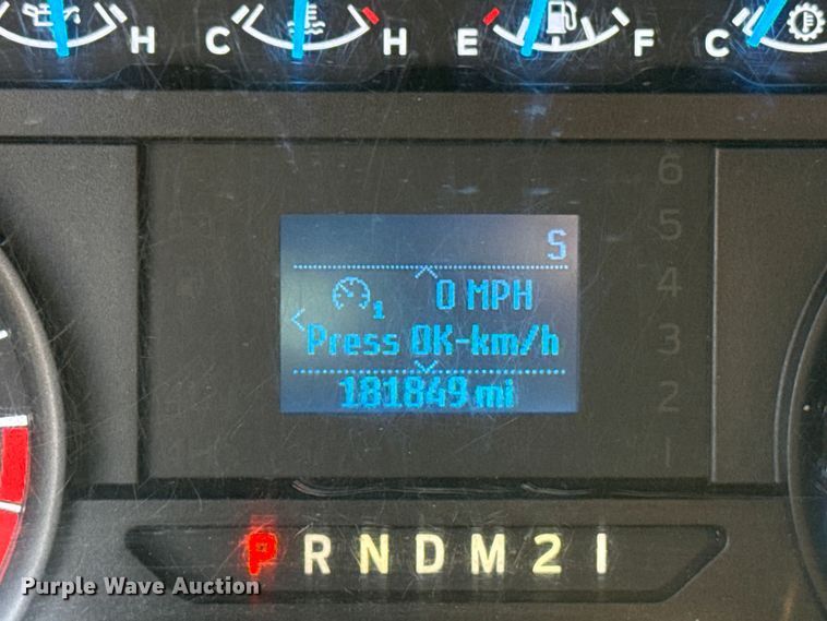 image for item HI9377 2017 Ford F350 Super Duty XL flatbed pickup truck