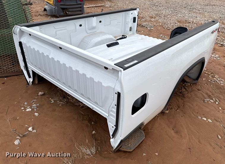 image for item HI9378 Chevrolet 1500 pickup bed