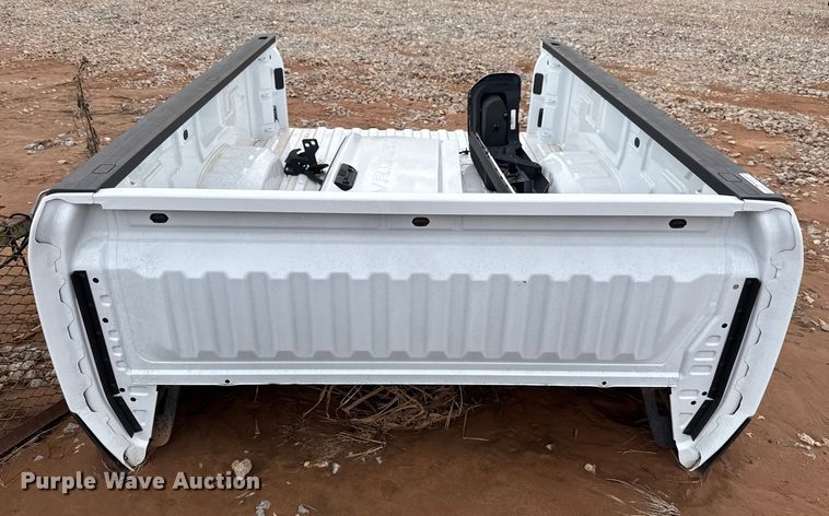 image for item HI9378 Chevrolet 1500 pickup bed