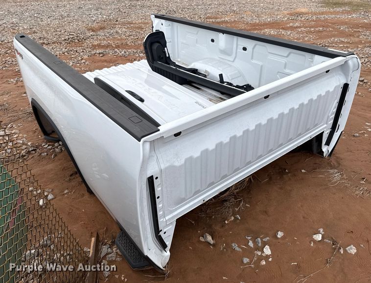 image for item HI9378 Chevrolet 1500 pickup bed