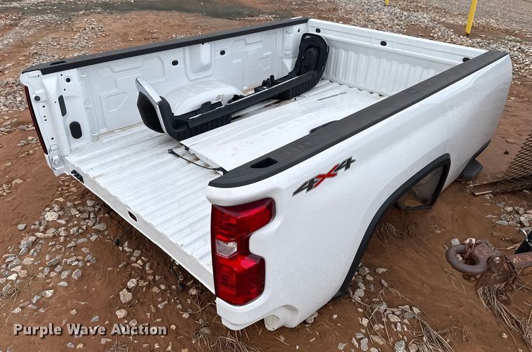 image for item HI9378 Chevrolet 1500 pickup bed