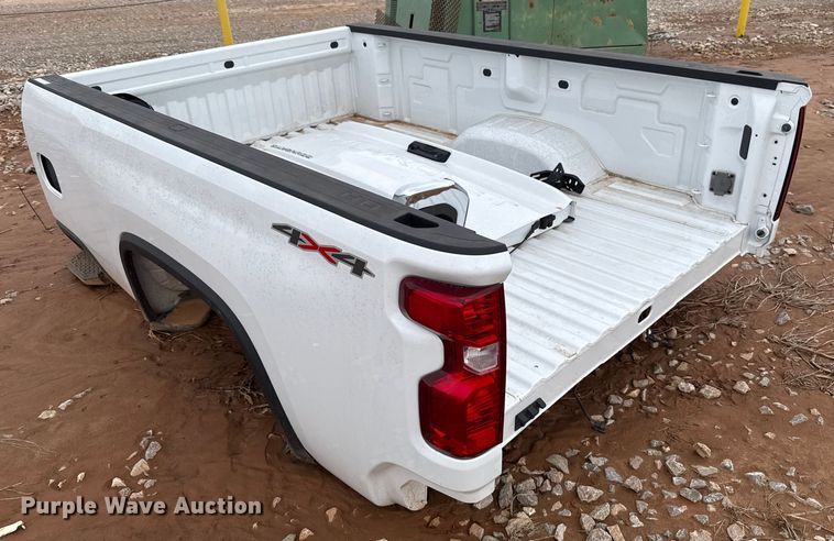 image for item HI9378 Chevrolet 1500 pickup bed