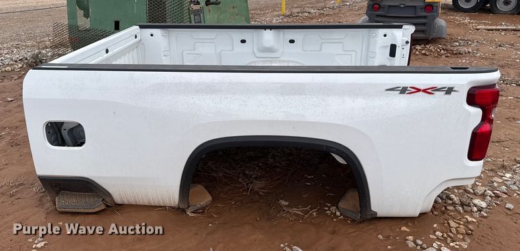 image for item HI9378 Chevrolet 1500 pickup bed