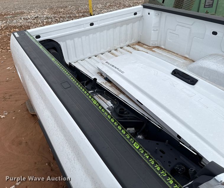 image for item HI9378 Chevrolet 1500 pickup bed
