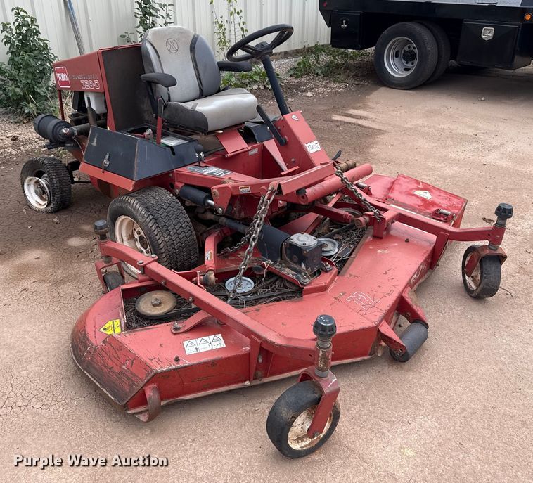 image for item HI9379 Toro Groundsmaster 328-D lawn mower