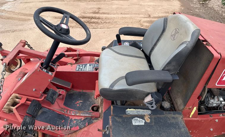 image for item HI9379 Toro Groundsmaster 328-D lawn mower