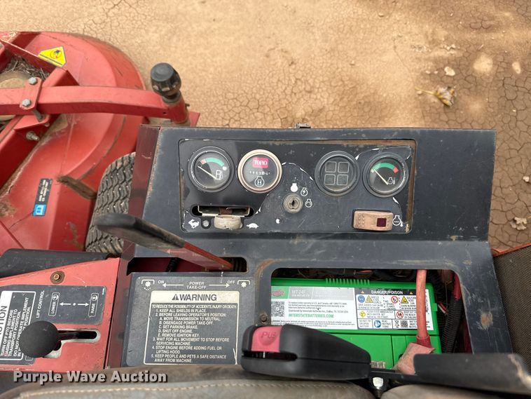 image for item HI9379 Toro Groundsmaster 328-D lawn mower